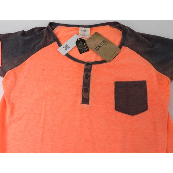 Women's Three Button Short Sleeve Pull Over Tee Pink and Gray size Large NWT - Picture 2 of 4